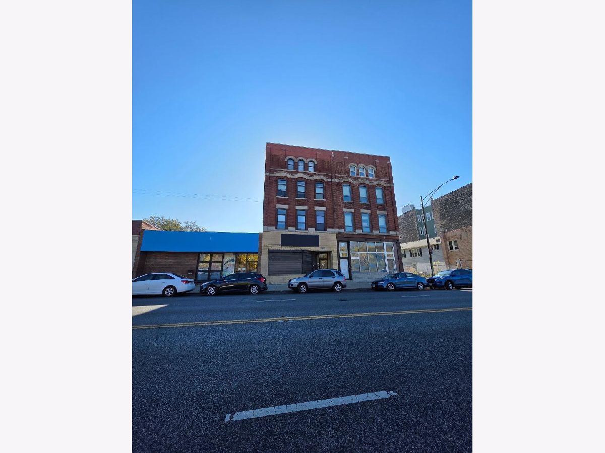  Rented Chicago Illinois, 2843 Archer