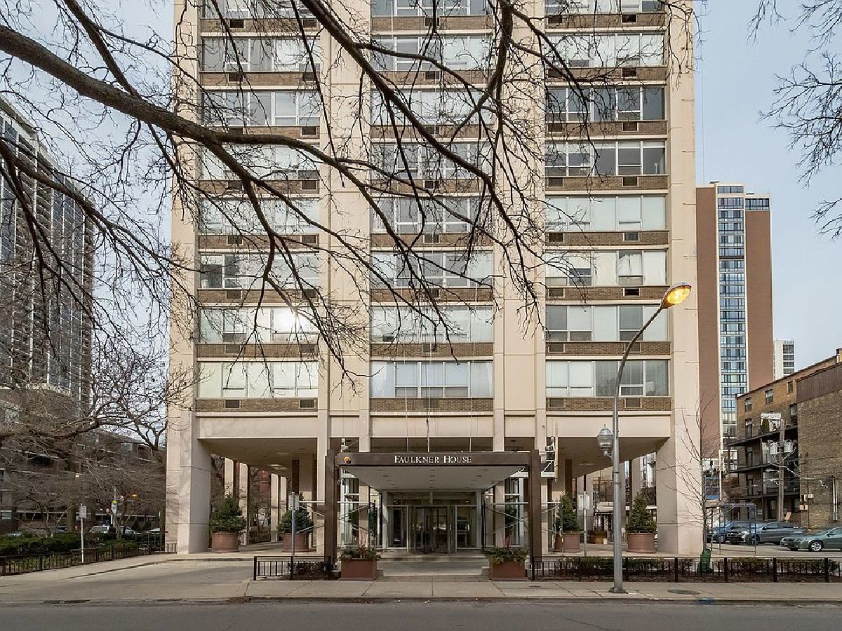  Rented Chicago Illinois, 70 Burton