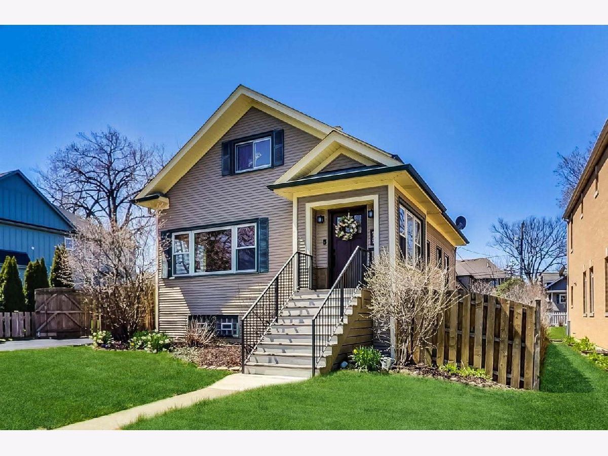  For Sale Elmhurst Illinois, 272 Willow Road