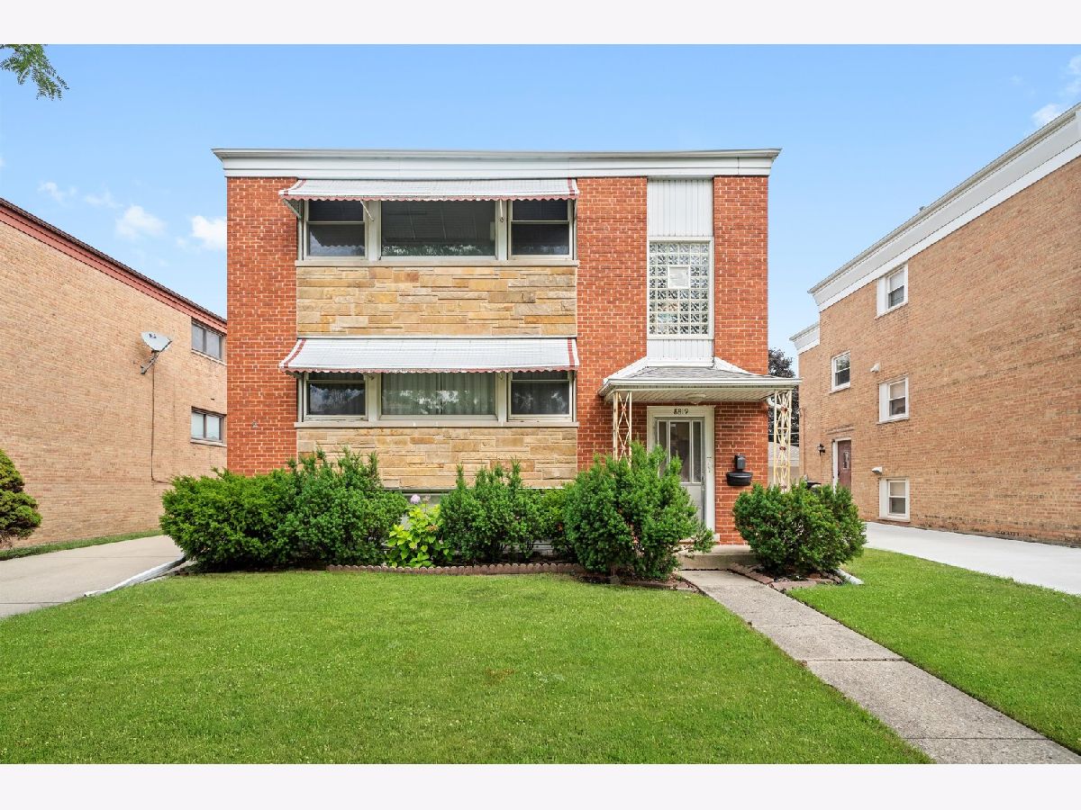  For Rent Niles Illinois, 8819 Wisner