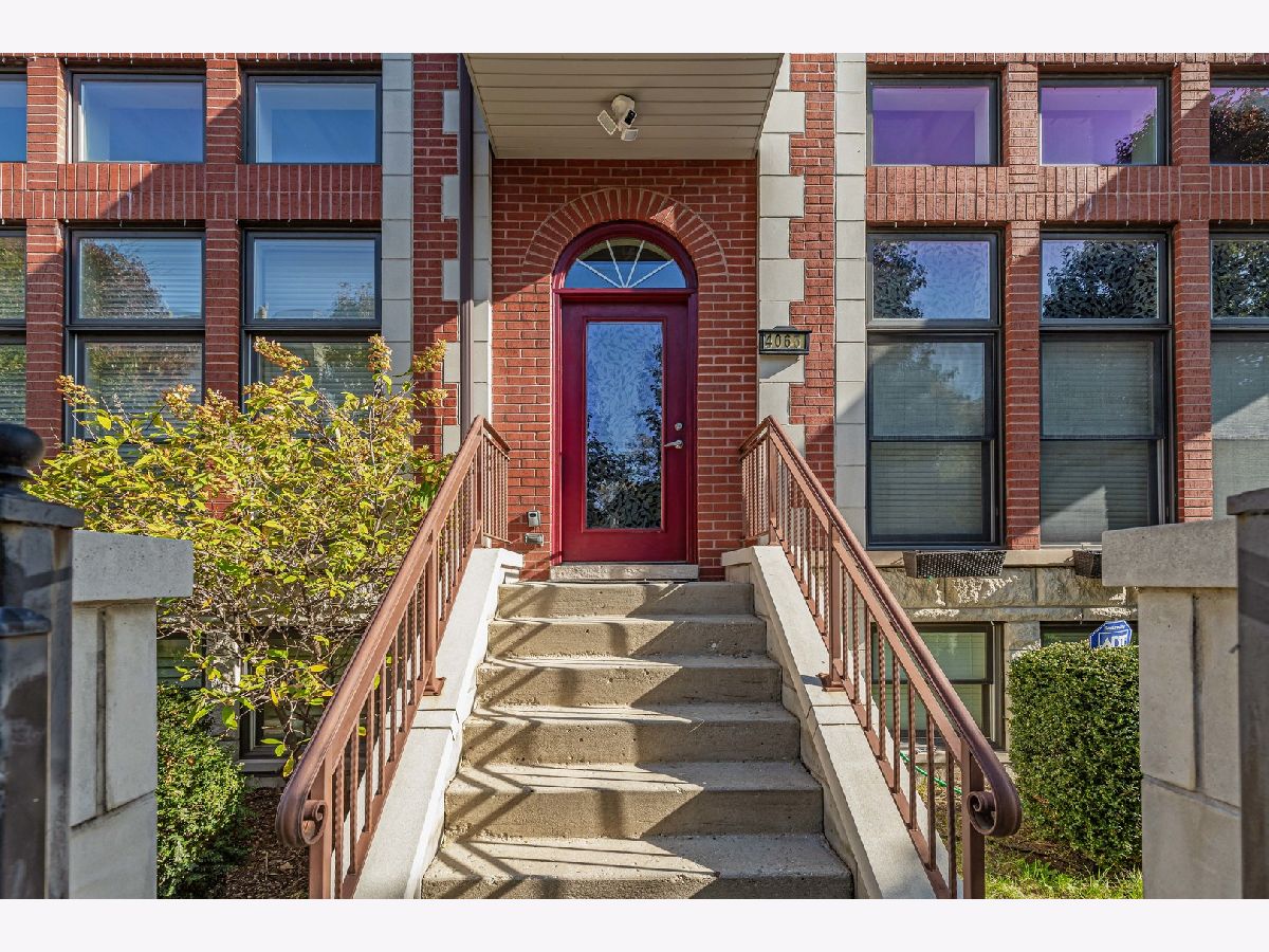  For Sale Chicago Illinois, 4065 Ellis Avenue