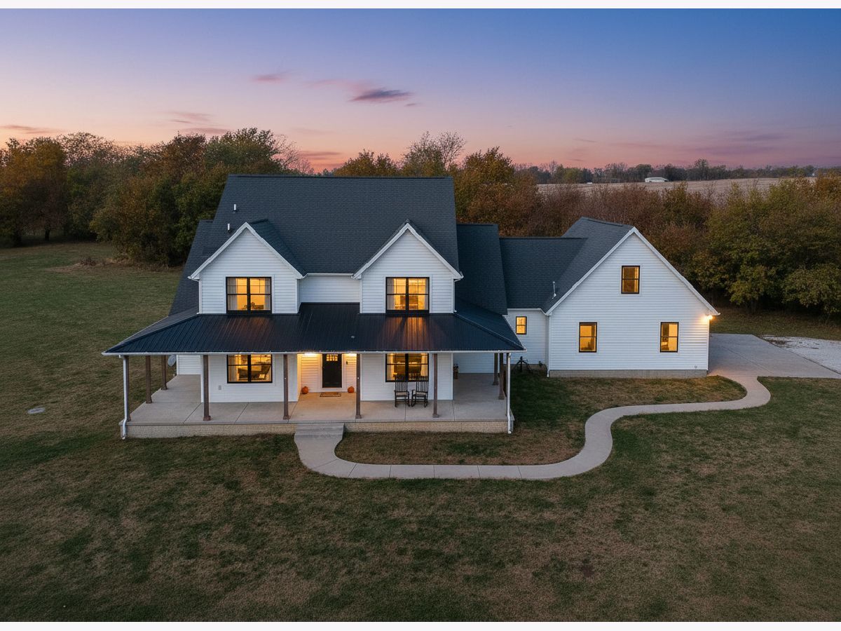  For Sale Danvers Illinois, 16658 200 East Road