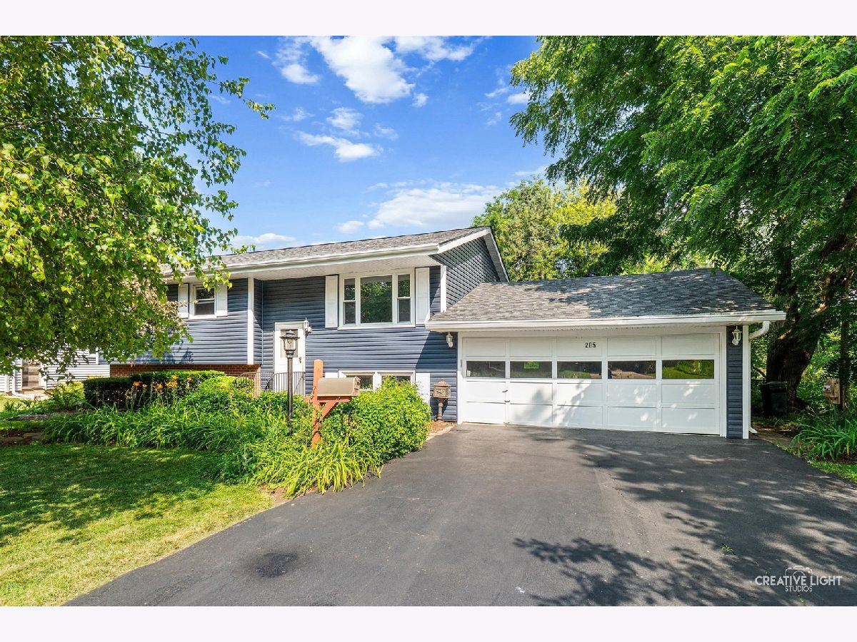  For Sale Geneva Illinois, 205 Simpson Street