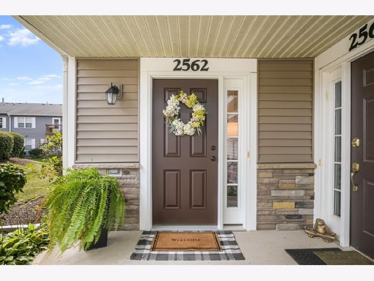  For Rent Naperville Illinois, 2562 Golf Ridge