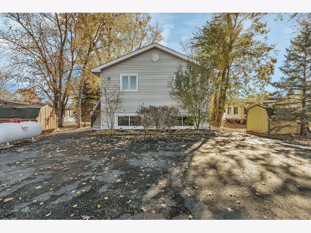 Homes For Sale Shadow Lakes Wilmington Illinois, 170 Fossil Cove Lane