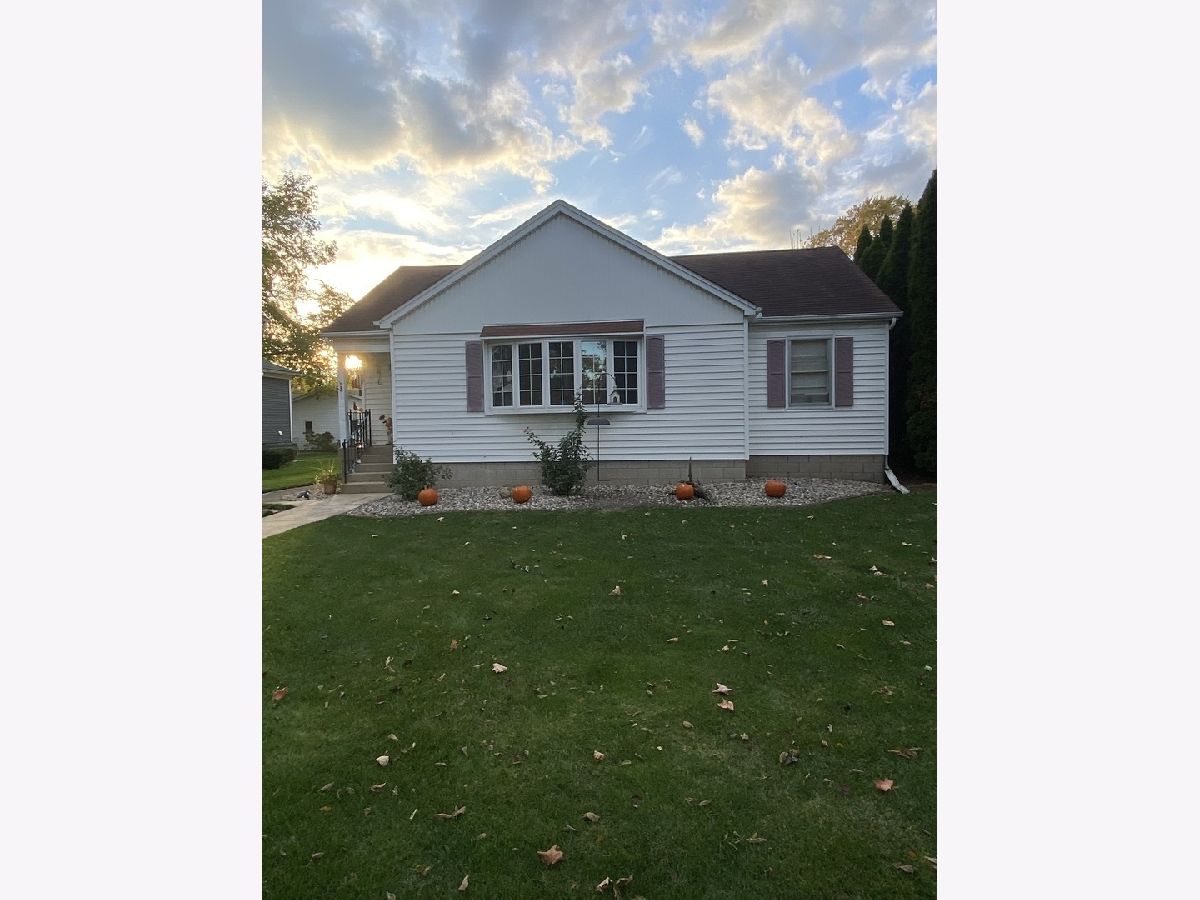  For Sale Momence Illinois, 75 Hill Street