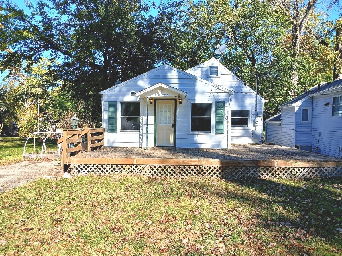  For Rent Island Lake Illinois, 112 Hazel