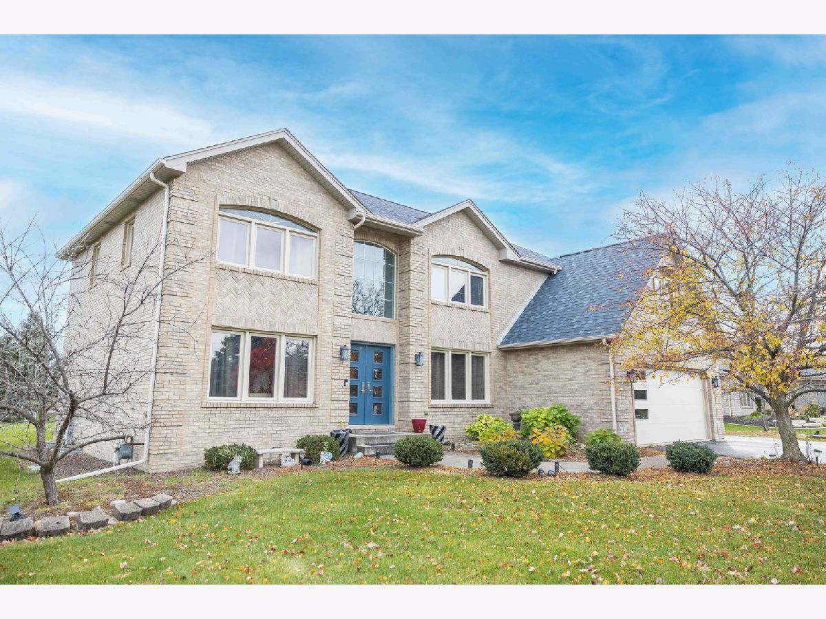  For Sale Homer Glen Illinois, 16857 Deer Path Drive