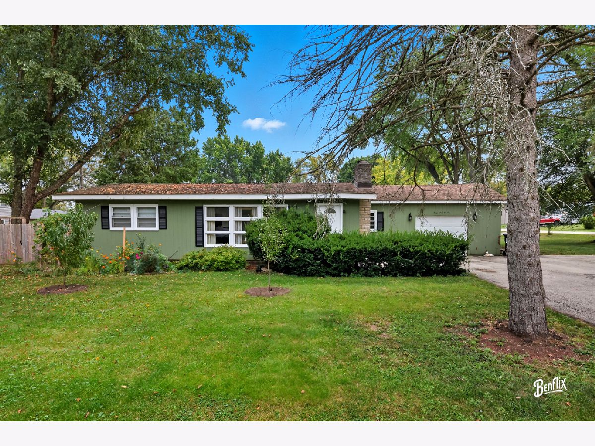  For Sale Mchenry Illinois, 3105 Still Hill Drive