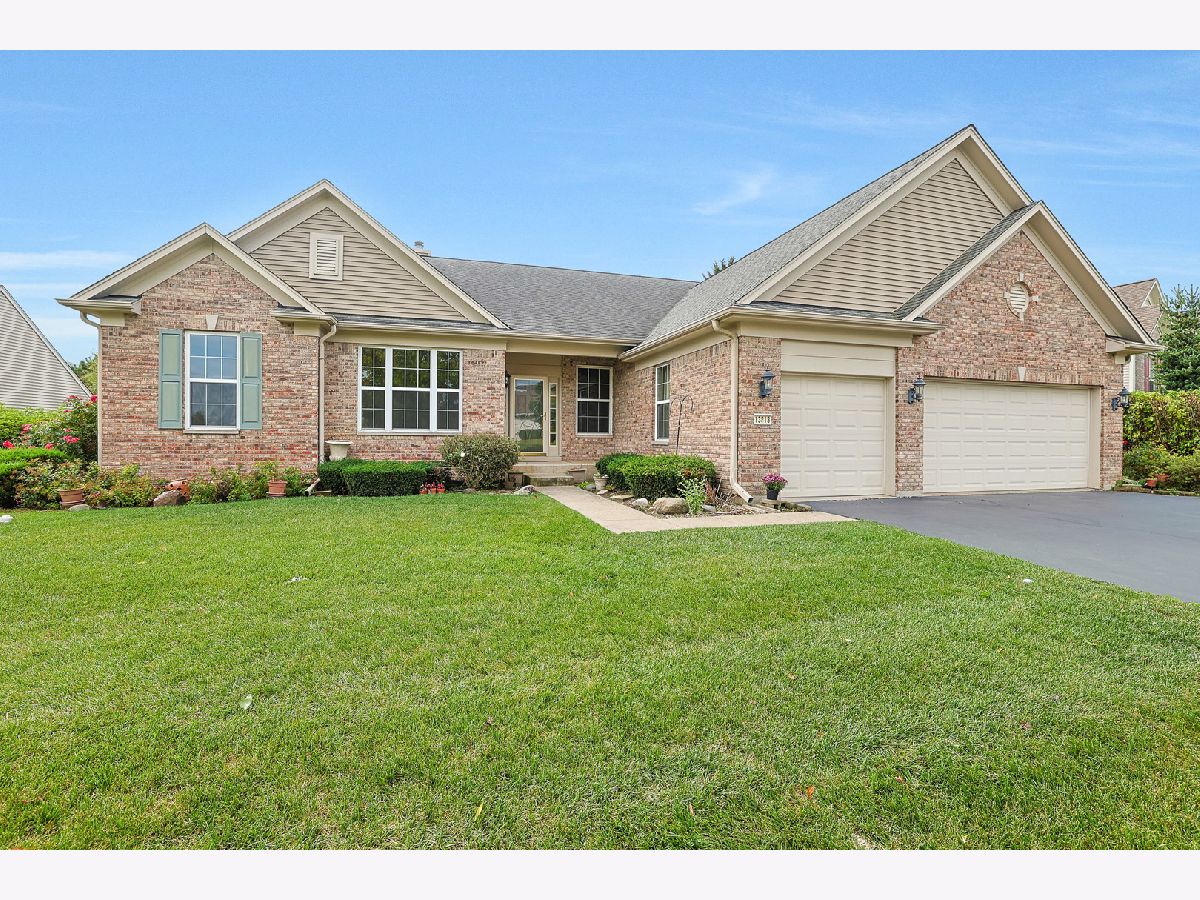 Homes & Townhomes & Condos For Sale Del Webb Sun City Huntley Illinois, 13813 Roosevelt Drive