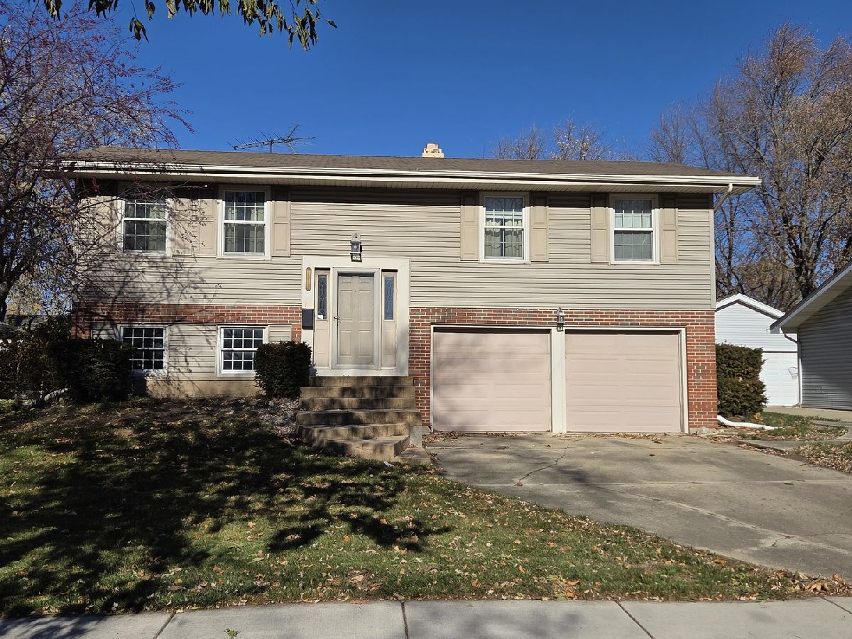 For Sale Hoffman Estates Illinois, 1312 Oakmont Road