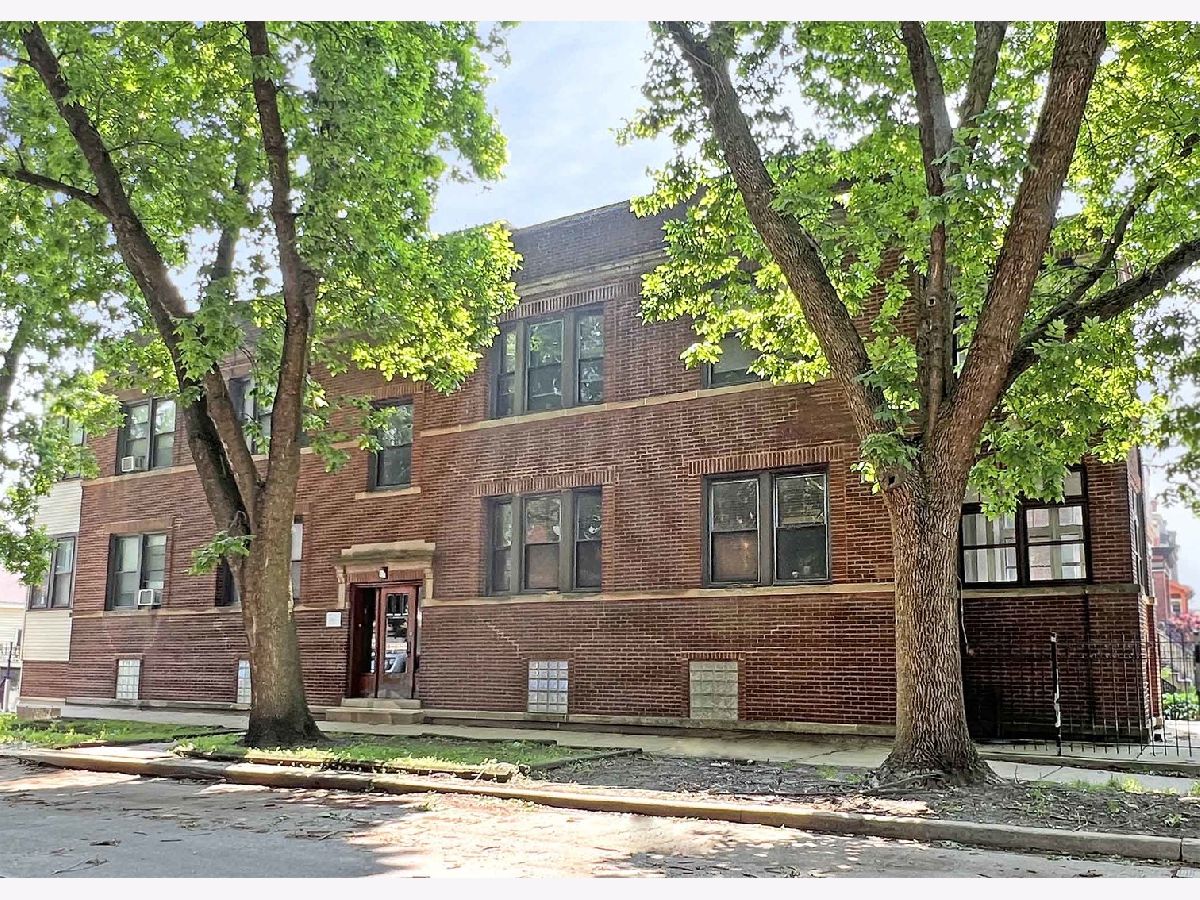  Rented Chicago Illinois, 4324 Hoyne