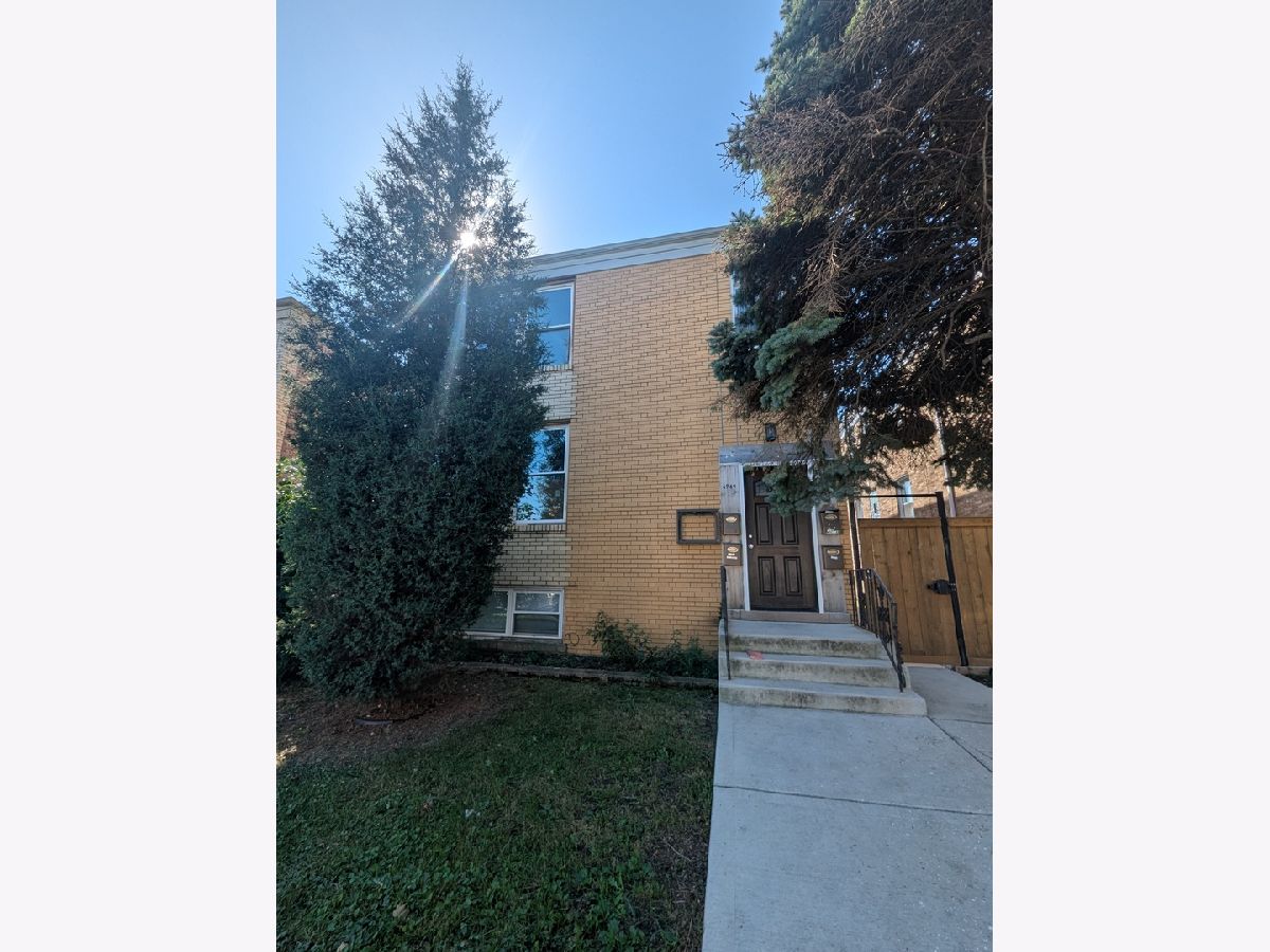  For Rent Chicago Illinois, 6949 Diversey