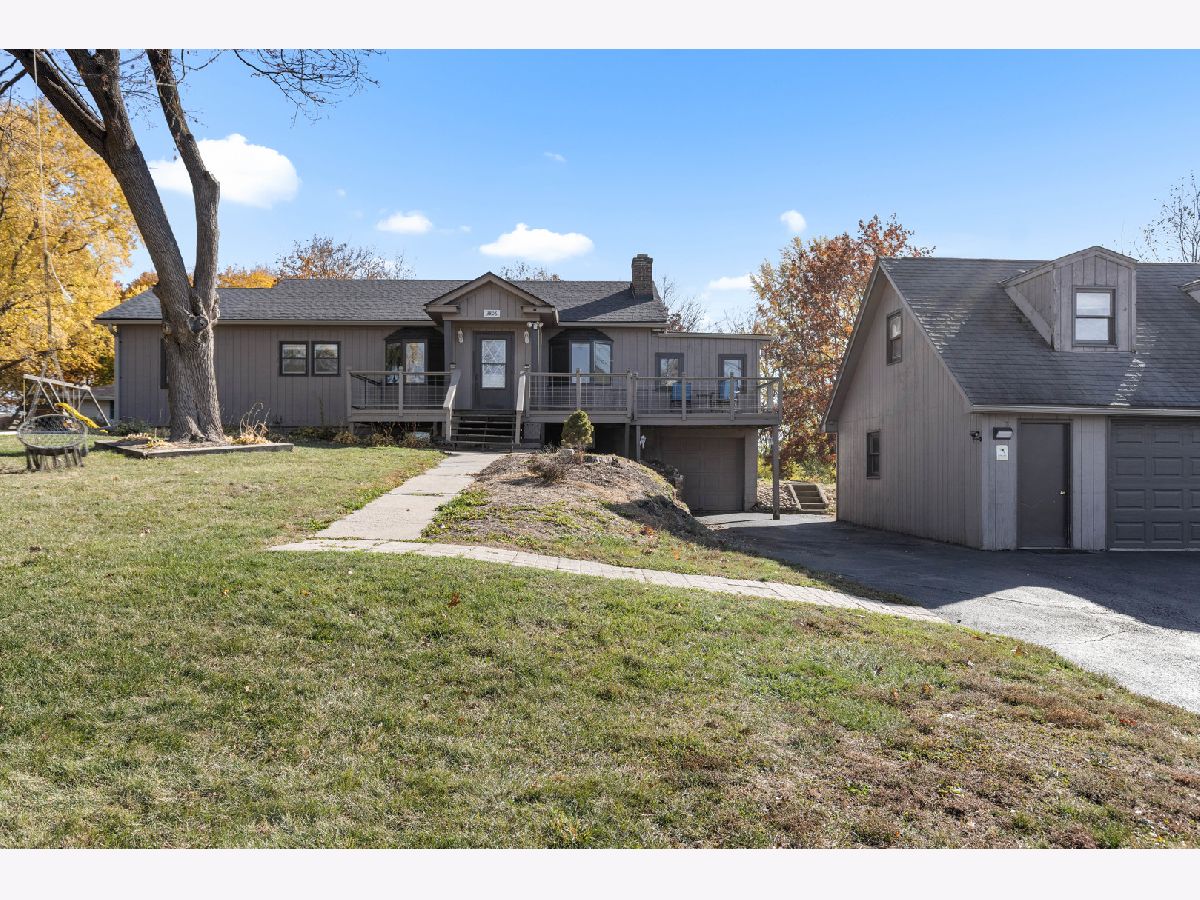 For Sale Rockford Illinois, 3806 Prairie Road