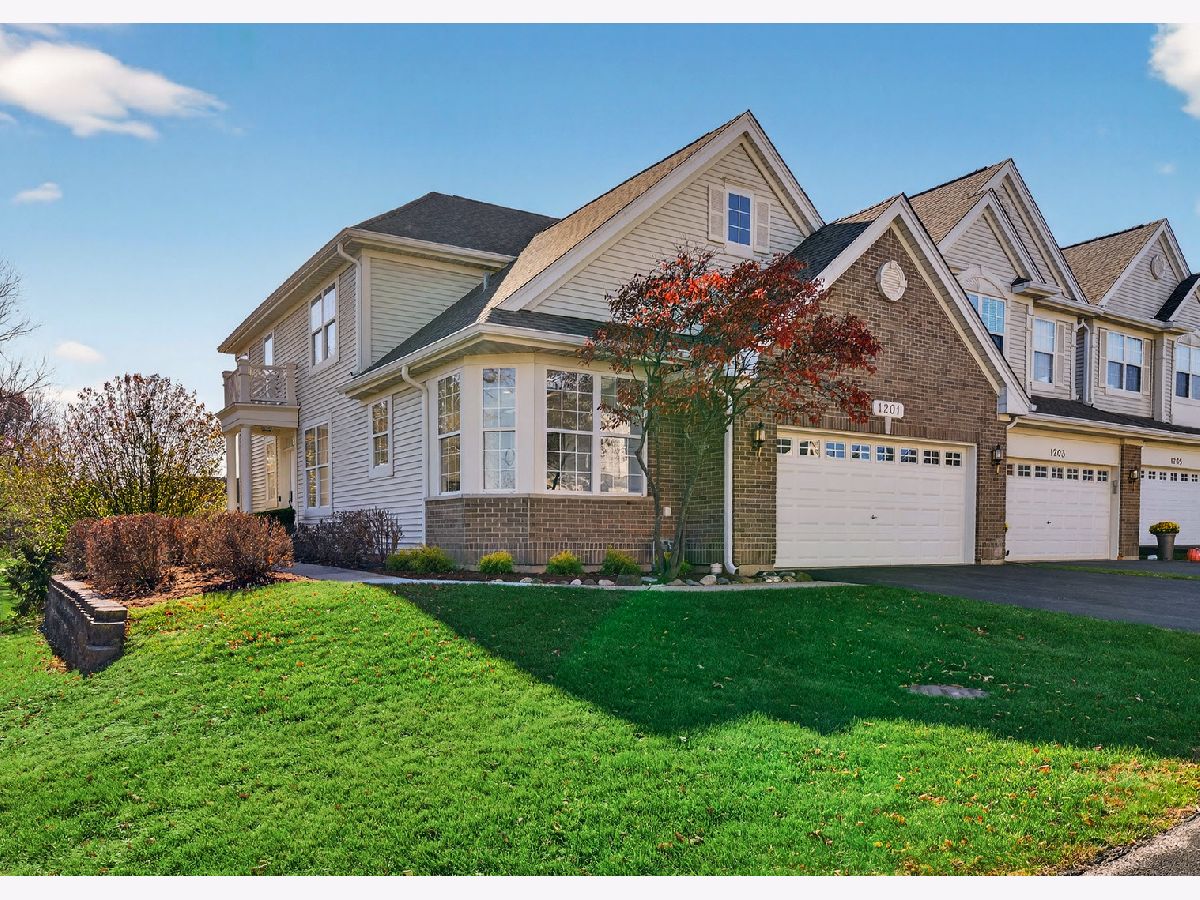 Townhomes Sold Timberline Bartlett Illinois