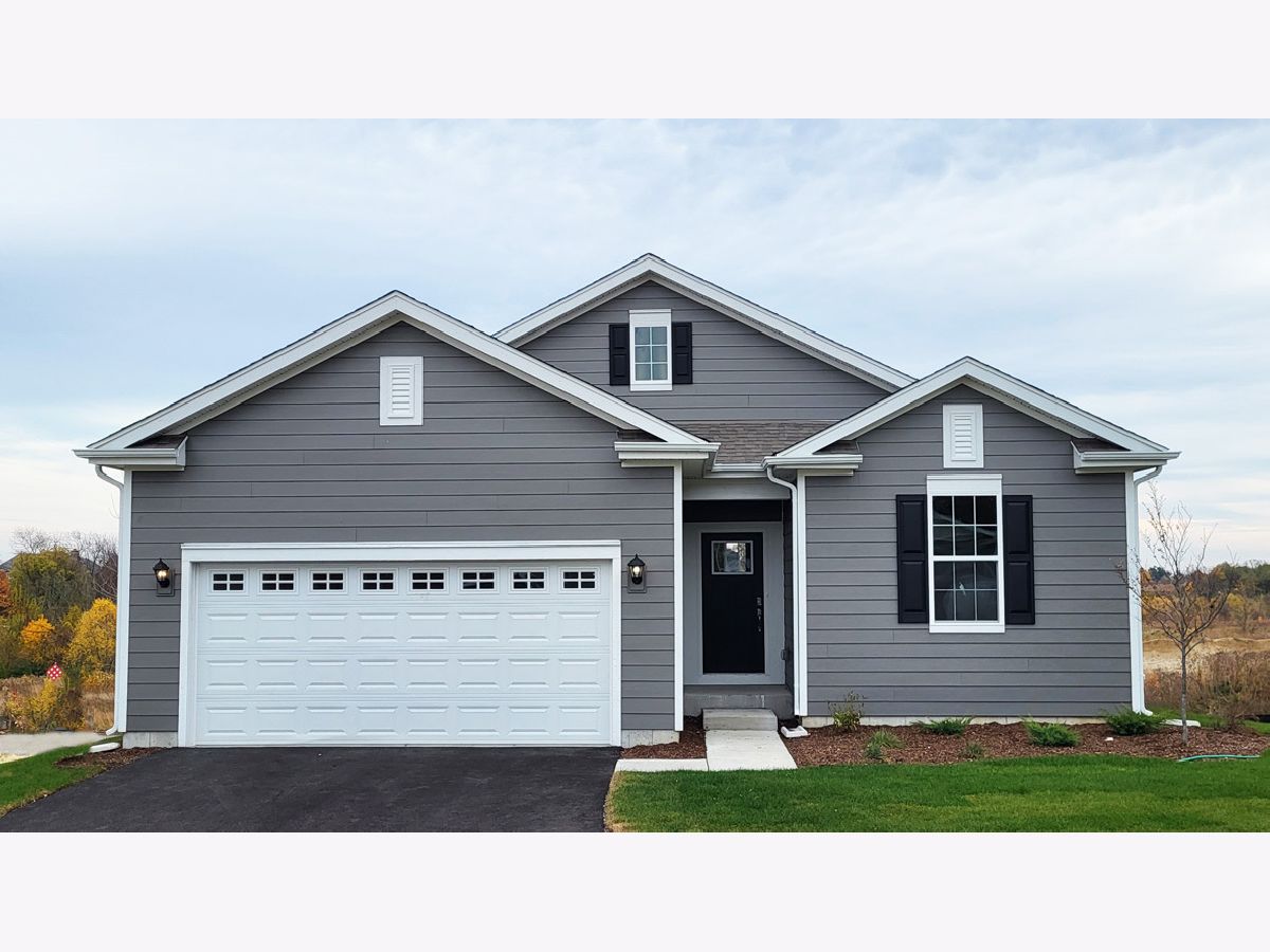  For Sale Pingree Grove Illinois, 809 Mesa Lane