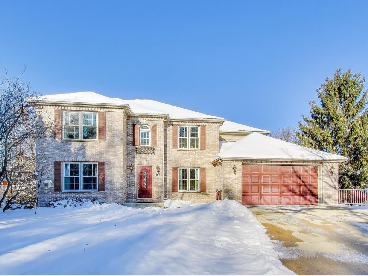  For Sale Elgin Illinois, 660 Robin Ridge