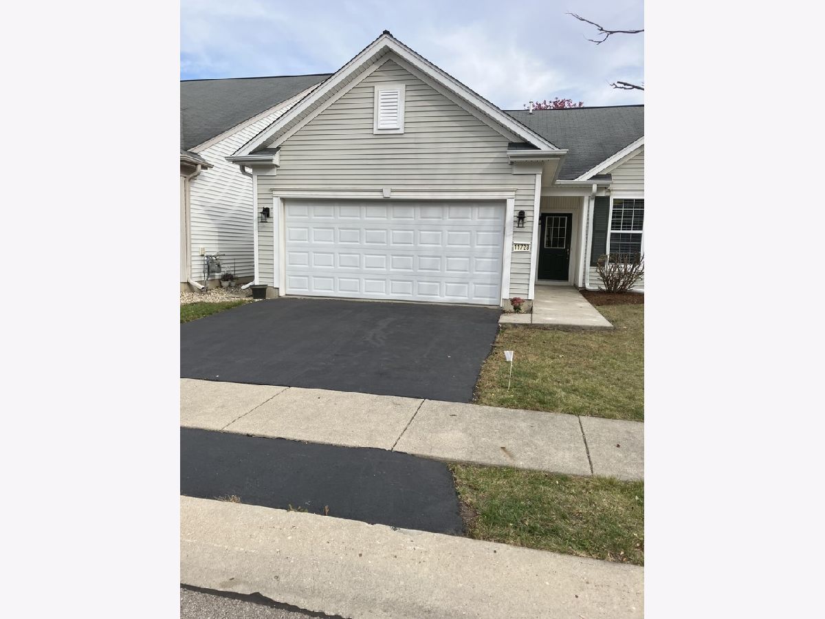  For Rent Huntley Illinois, 11728 Tanglewood