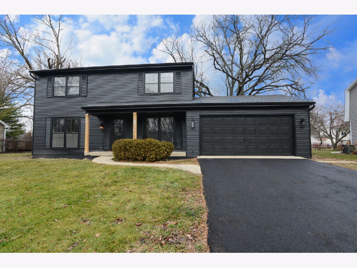  For Sale Geneva Illinois, 2309 Sudbury Lane