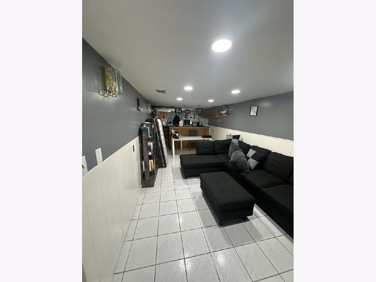  Rented Chicago Illinois, 5616 Mayfield