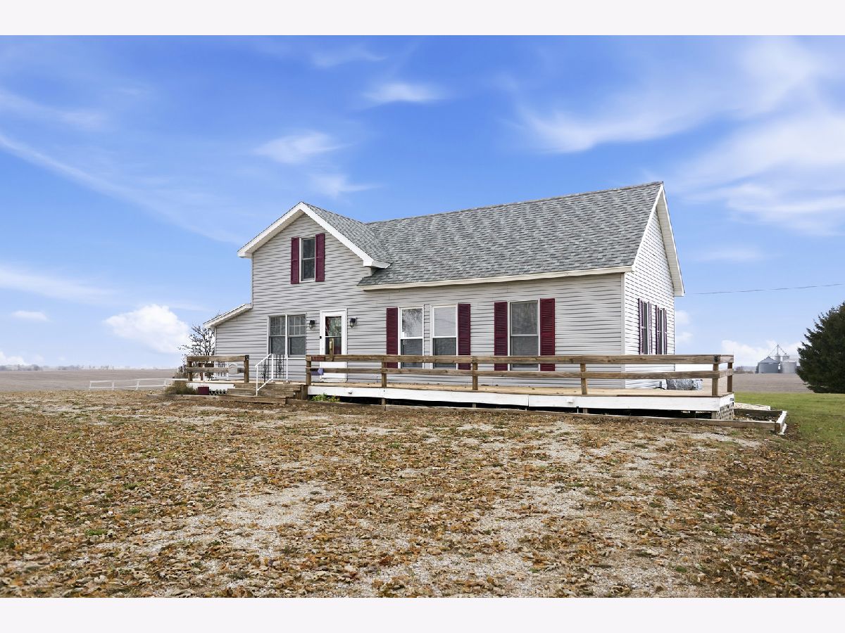  For Sale Lee Illinois, 901 Hermann Road
