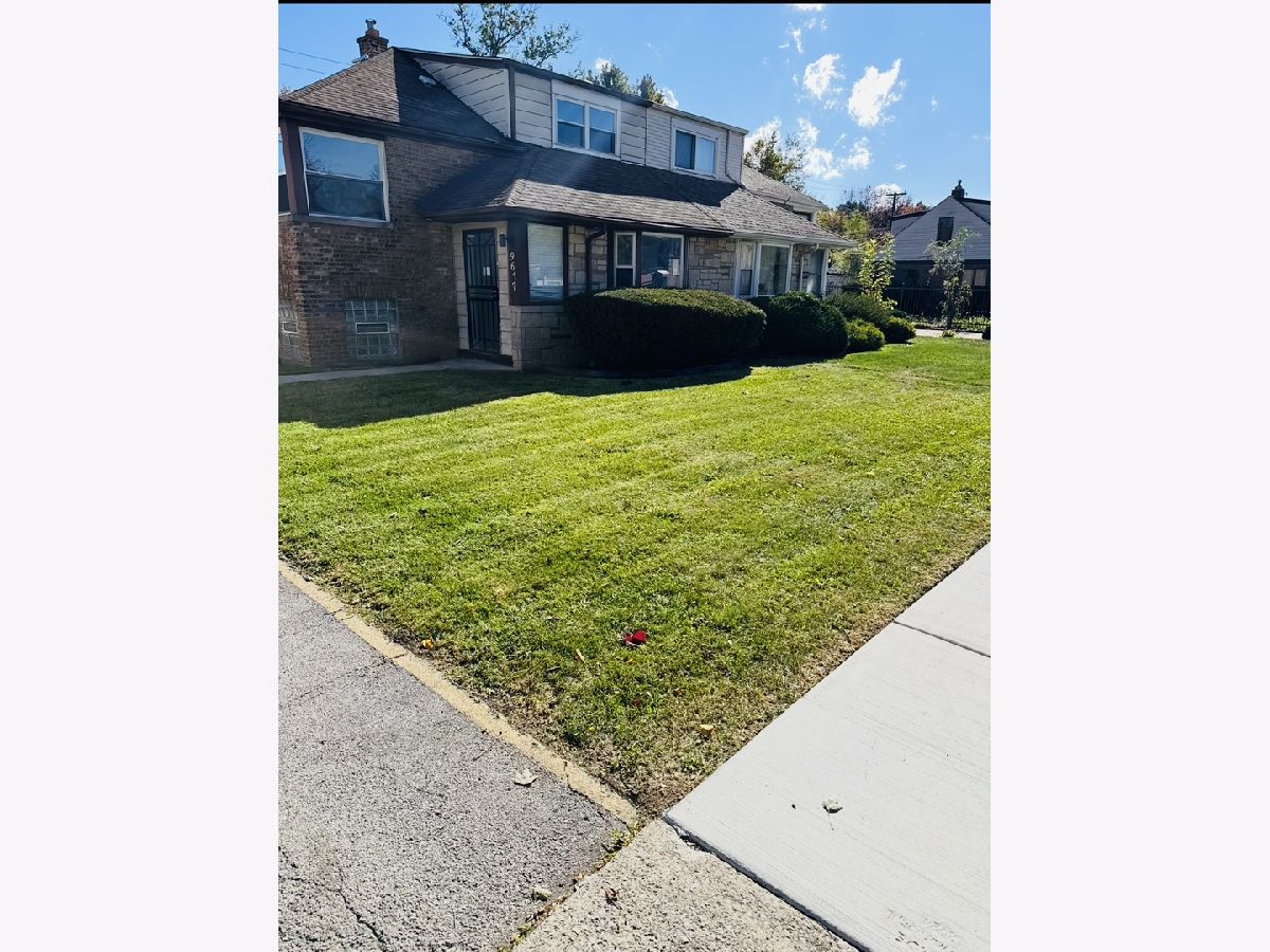  Rented Chicago Illinois, 9677 Crandon