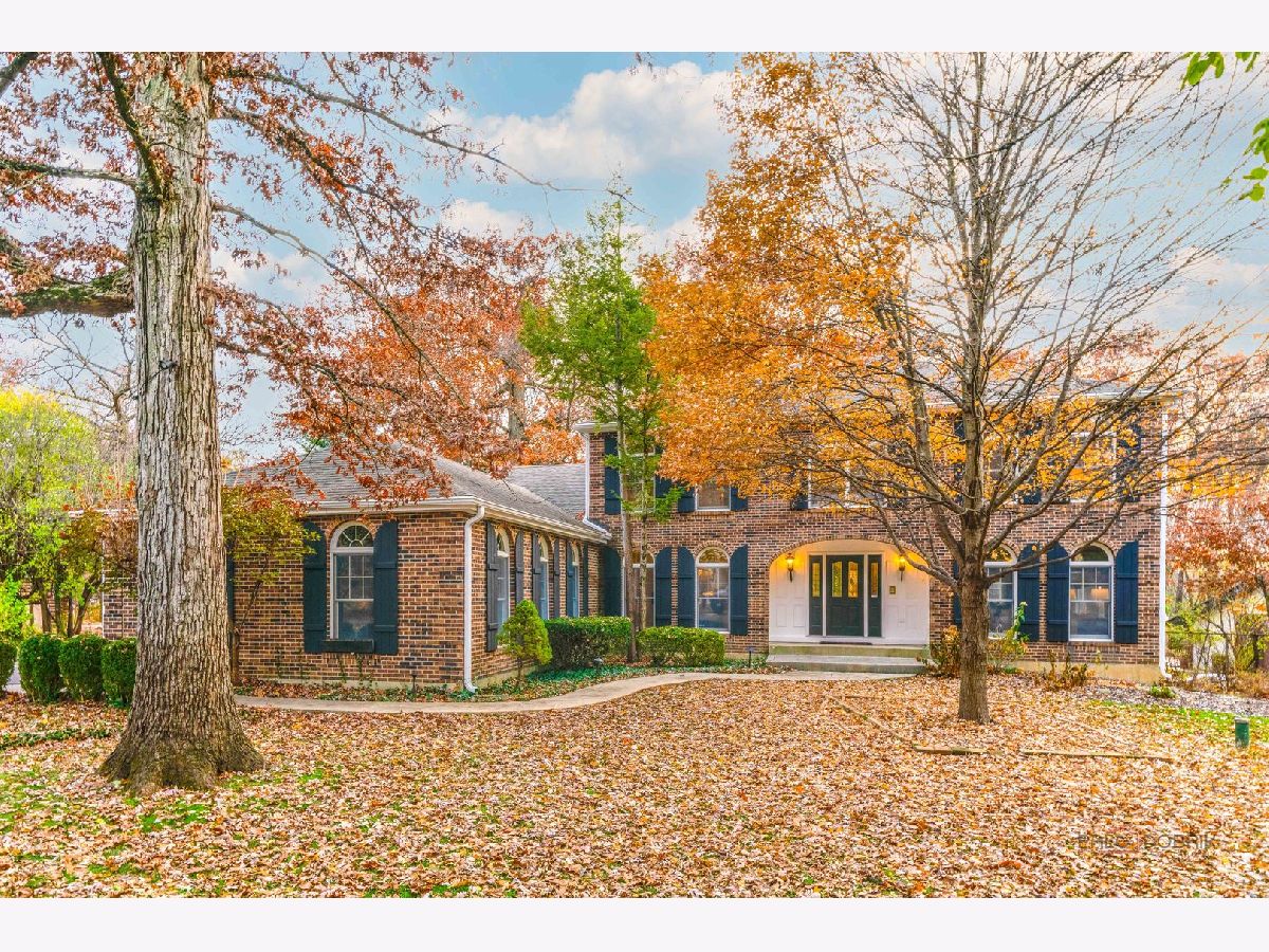  For Sale Libertyville Illinois, 15393 Oak Spring Road