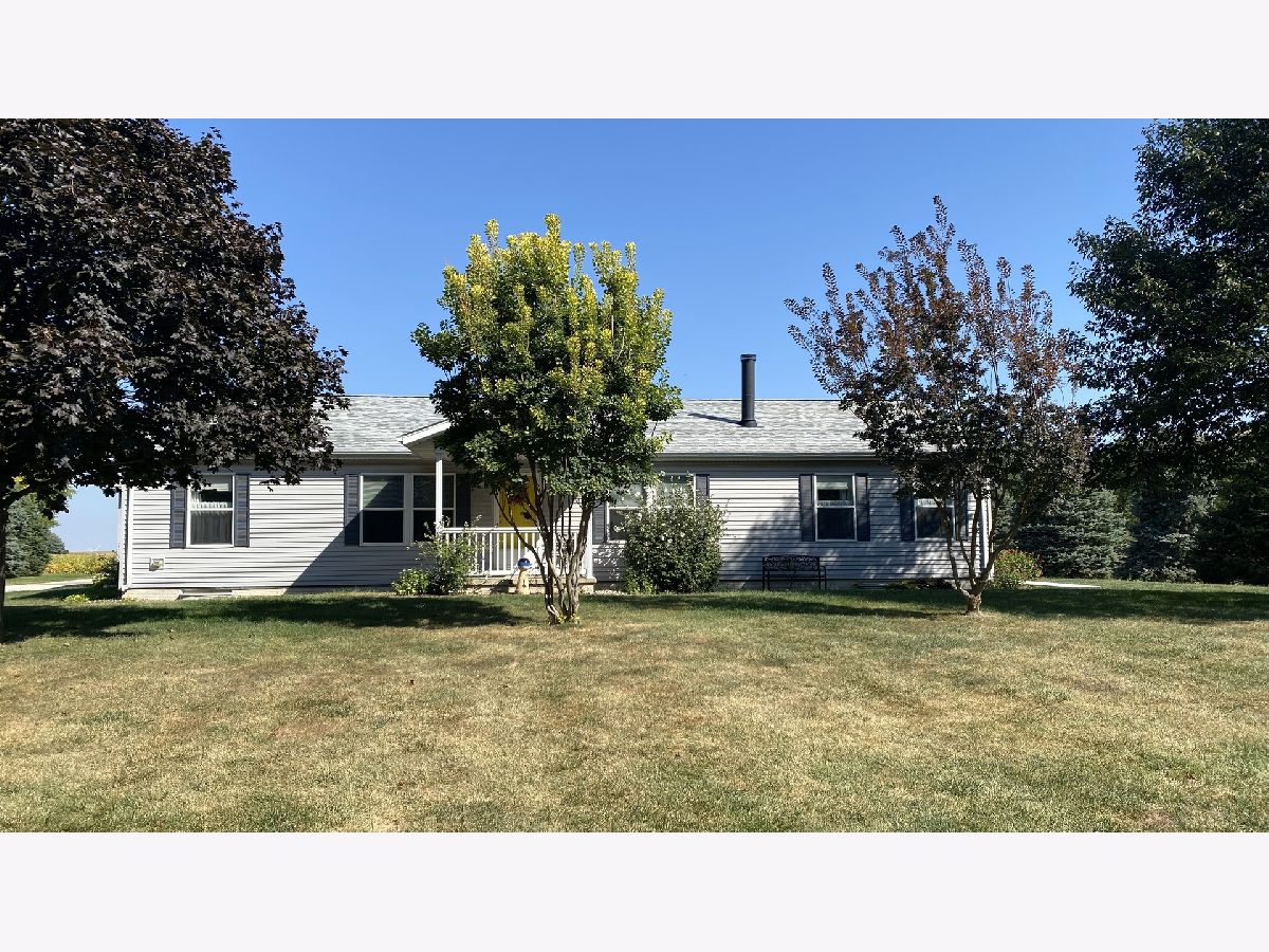  Sold Colfax Illinois, 211 Cooper