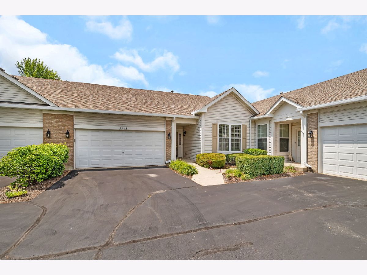 Homes & Townhomes For Sale Grand Haven Romeoville Illinois, 1592 Cadillac Circle