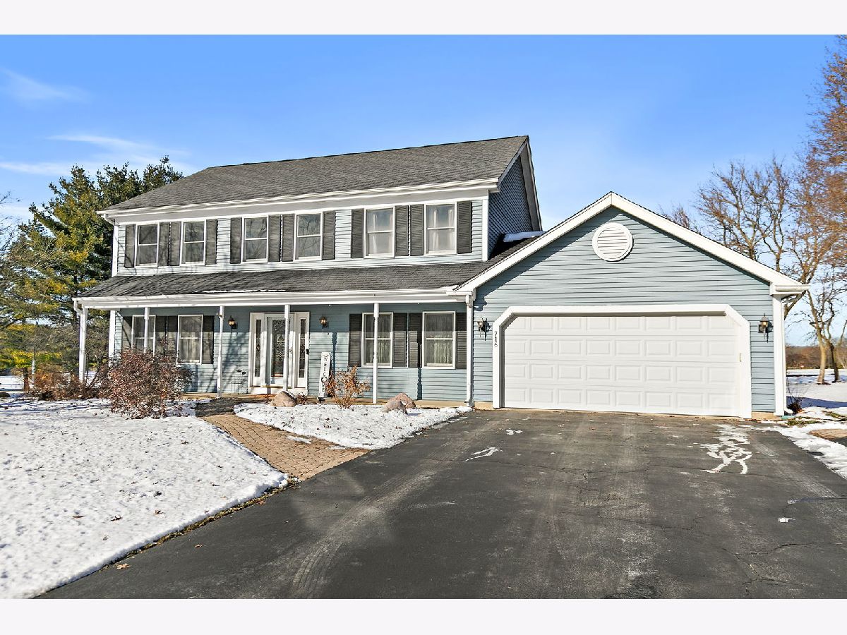  For Sale Sleepy Hollow Illinois, 716 Surrey Lane