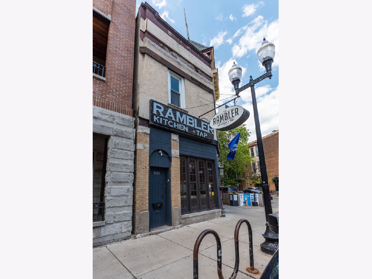  Rented Chicago Illinois, 4128 Lincoln