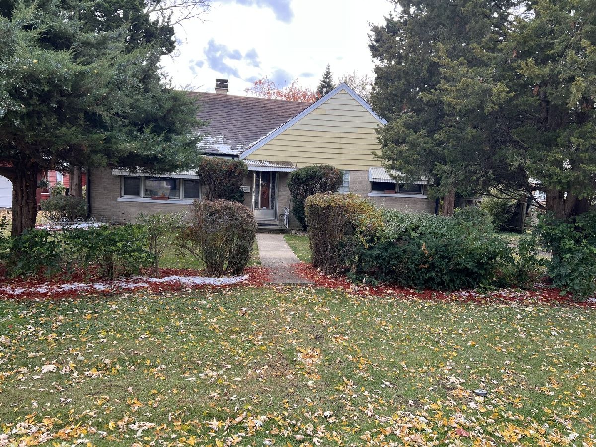  For Sale Melrose Park Illinois, 9711 Mclean Avenue