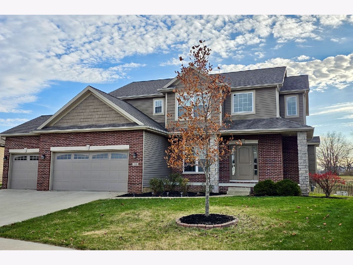  For Sale Bloomington Illinois, 1525 Stoneroller Circle