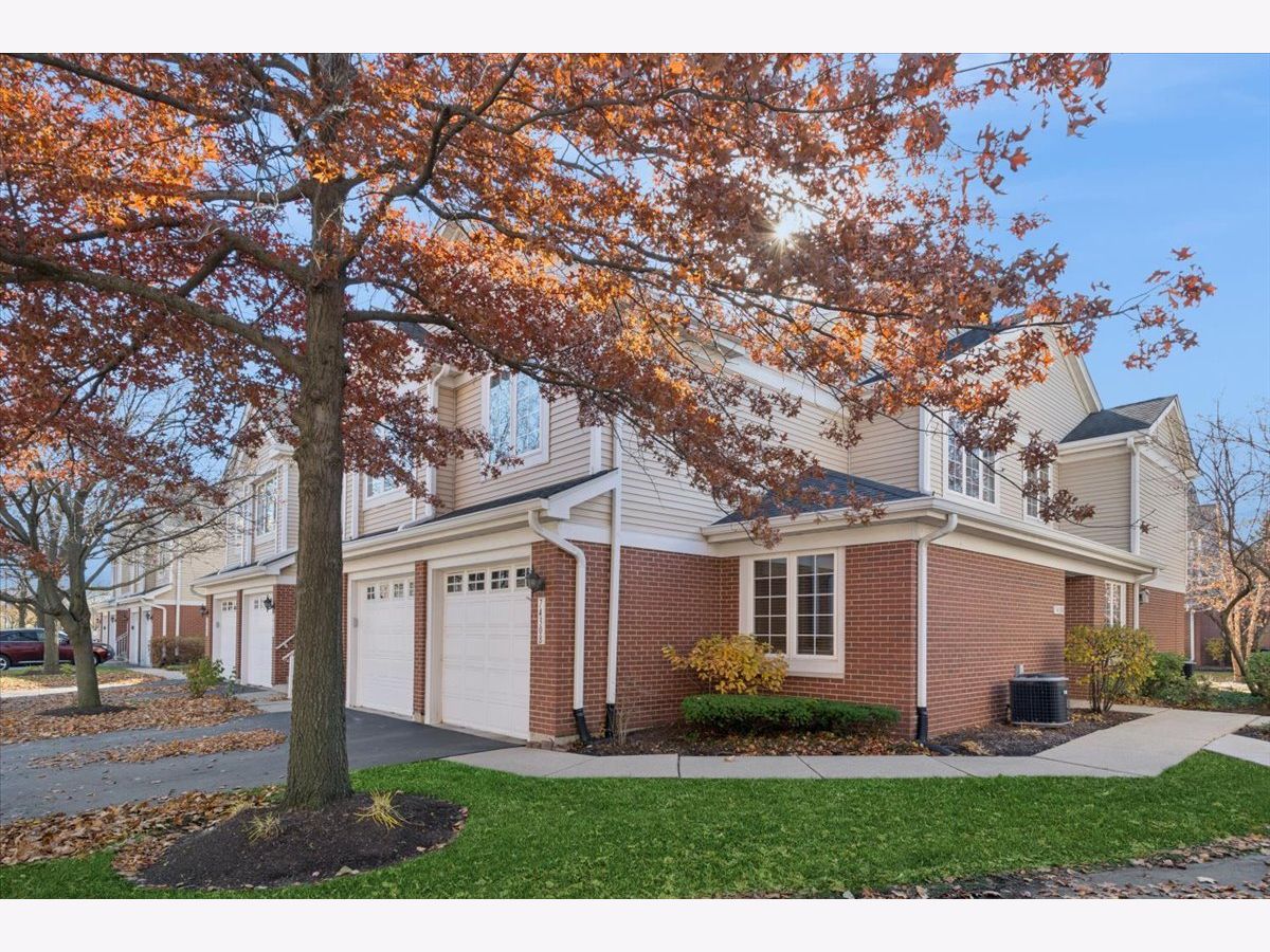  For Sale Skokie Illinois, 7430 Lincoln Avenue