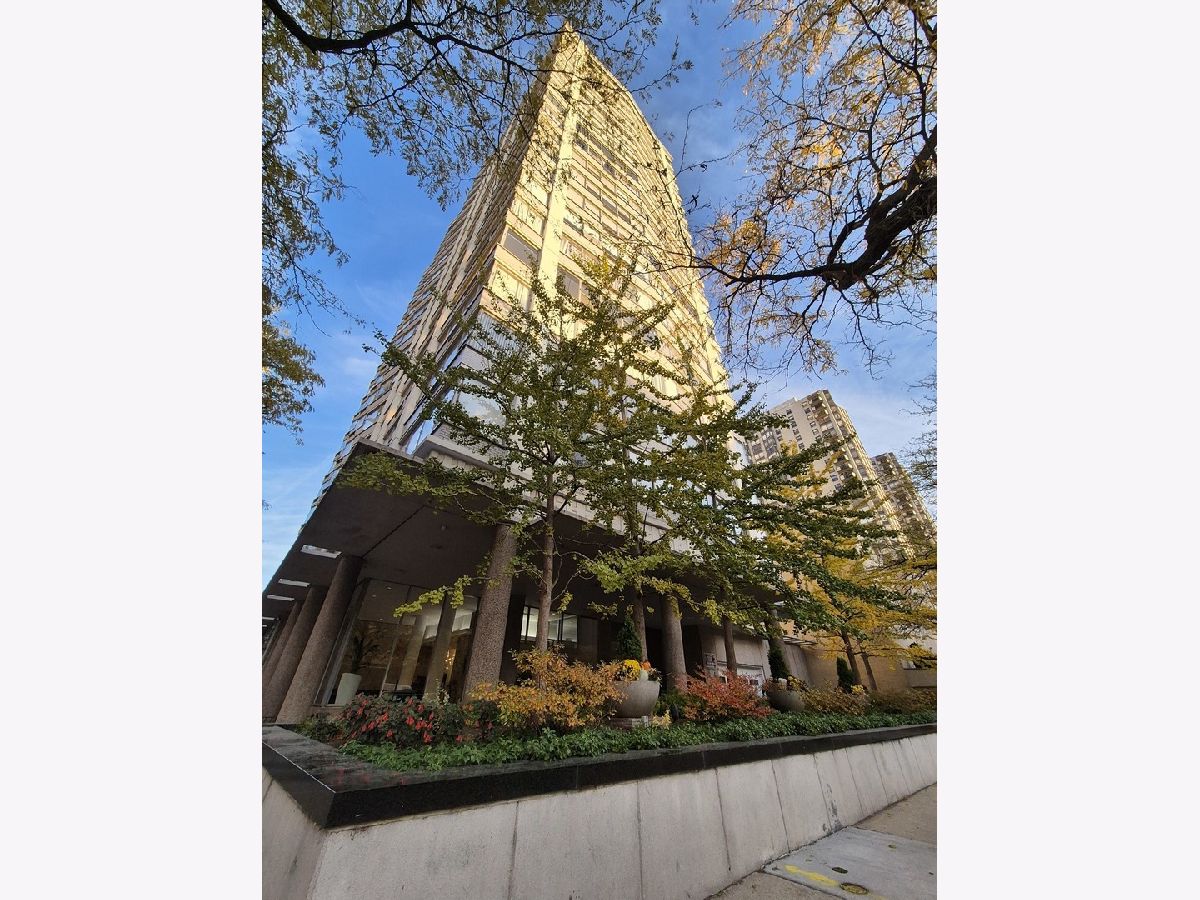  Rented Chicago Illinois, 5757 Sheridan