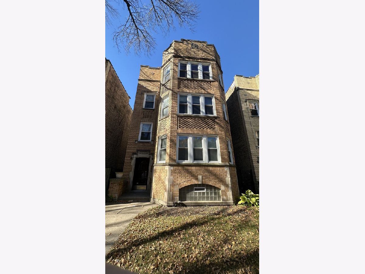  Rented Chicago Illinois, 5530 Artesian