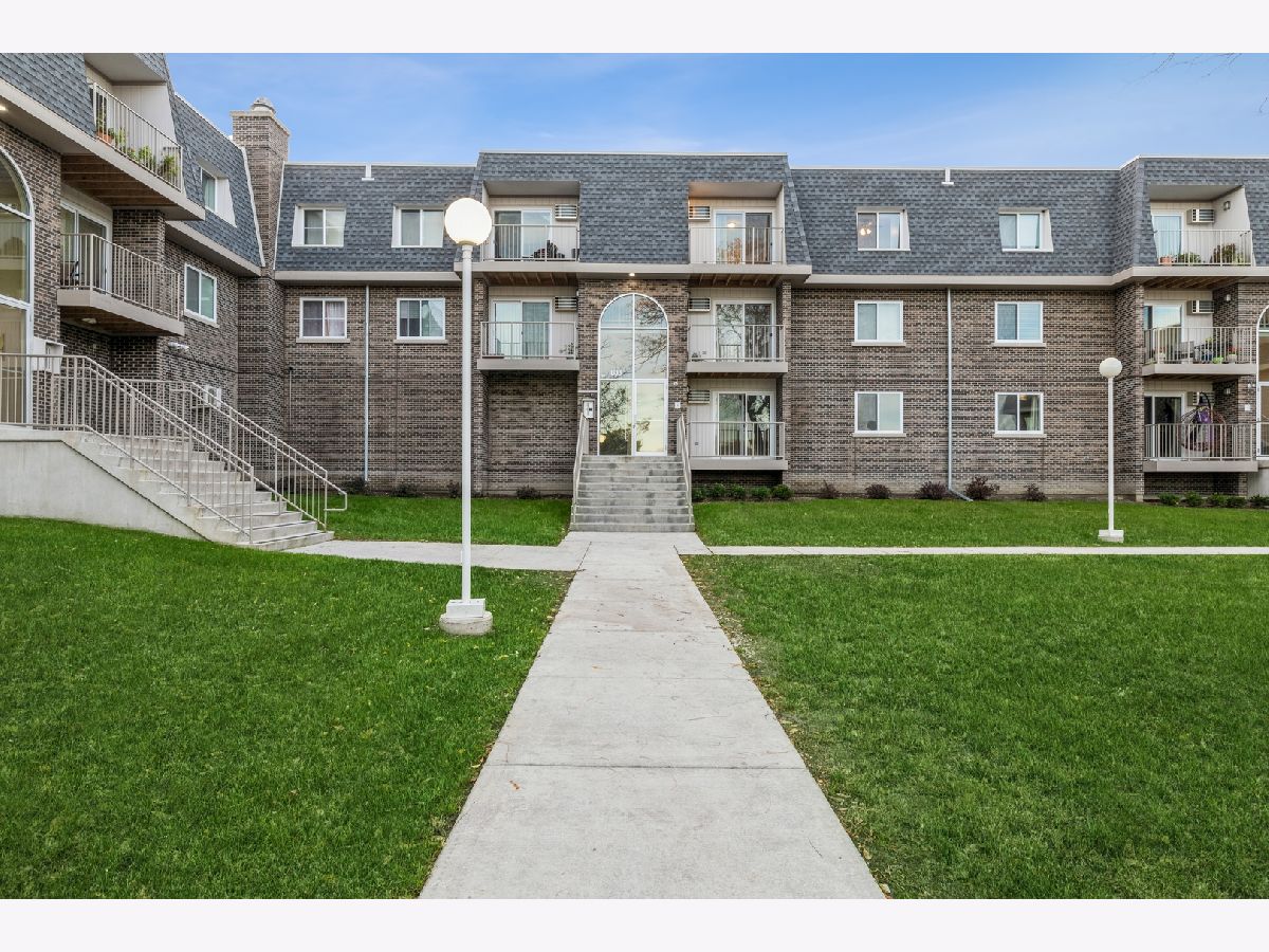  Rented Prospect Heights Illinois, 838 Mcintosh