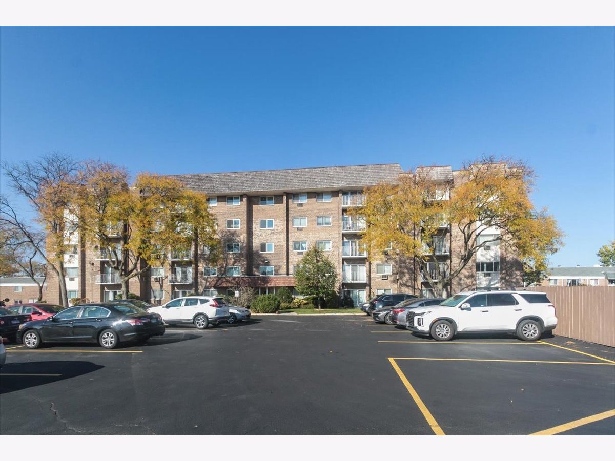  For Rent Glenview Illinois, 10373 Dearlove