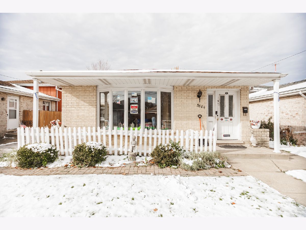  For Sale Chicago Illinois, 5804 Kenton Avenue