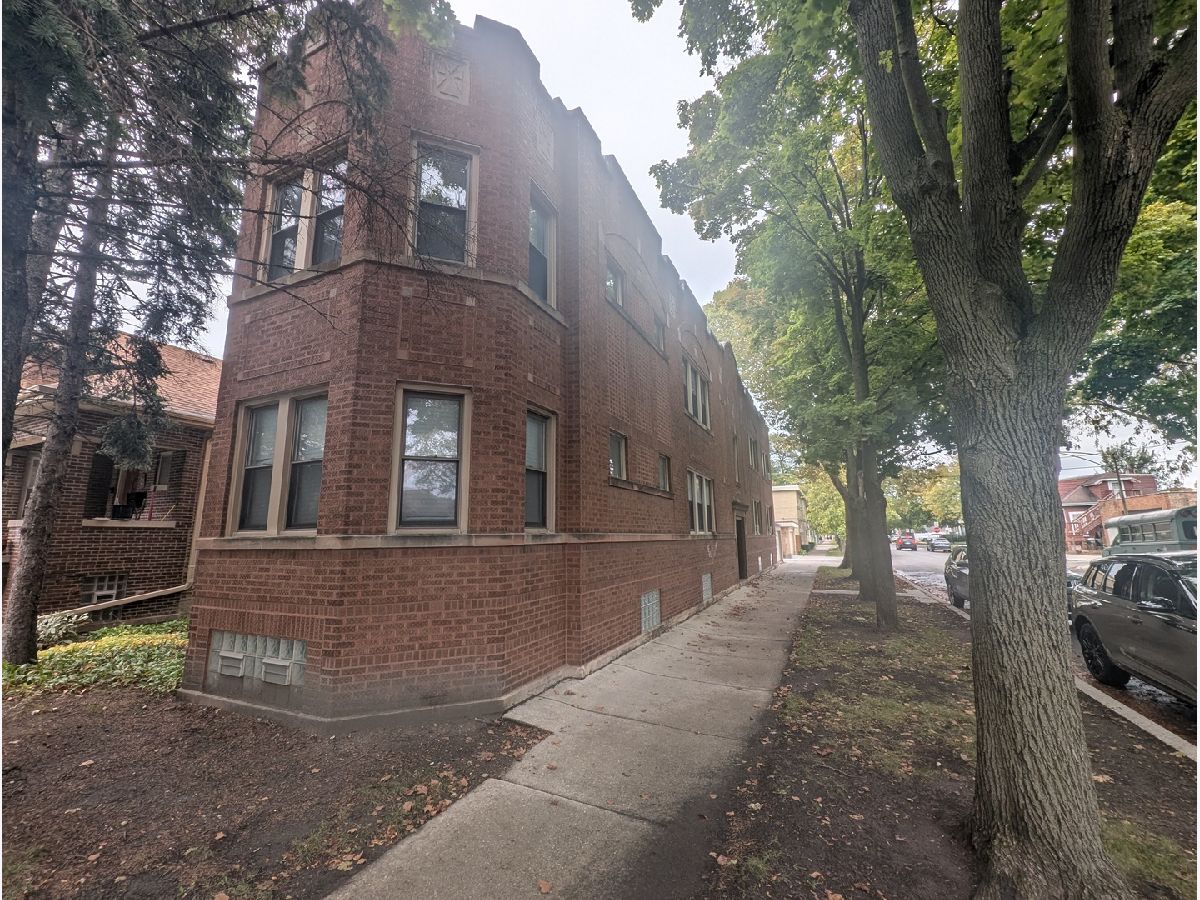  For Rent Chicago Illinois, 5820 Berteau