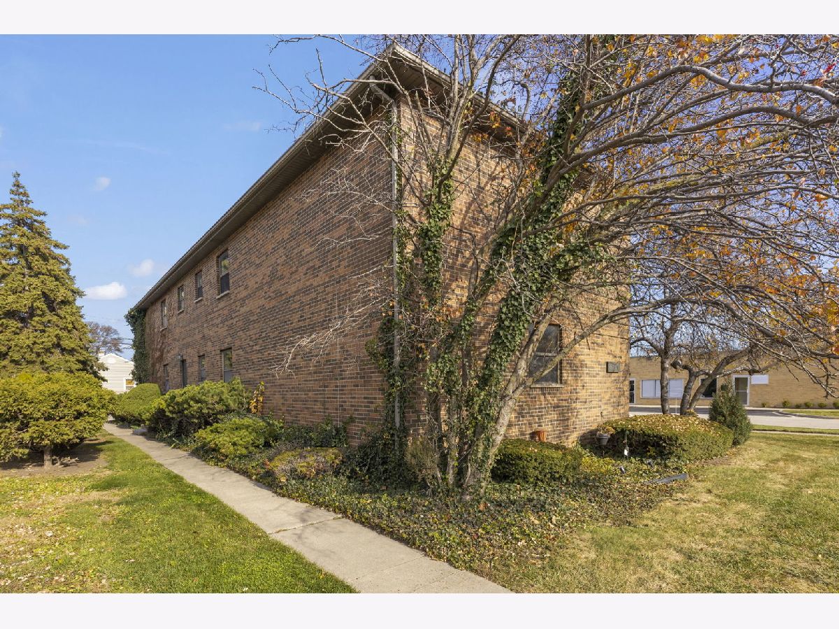  For Sale Berkeley Illinois, 5700 Saint Charles Road