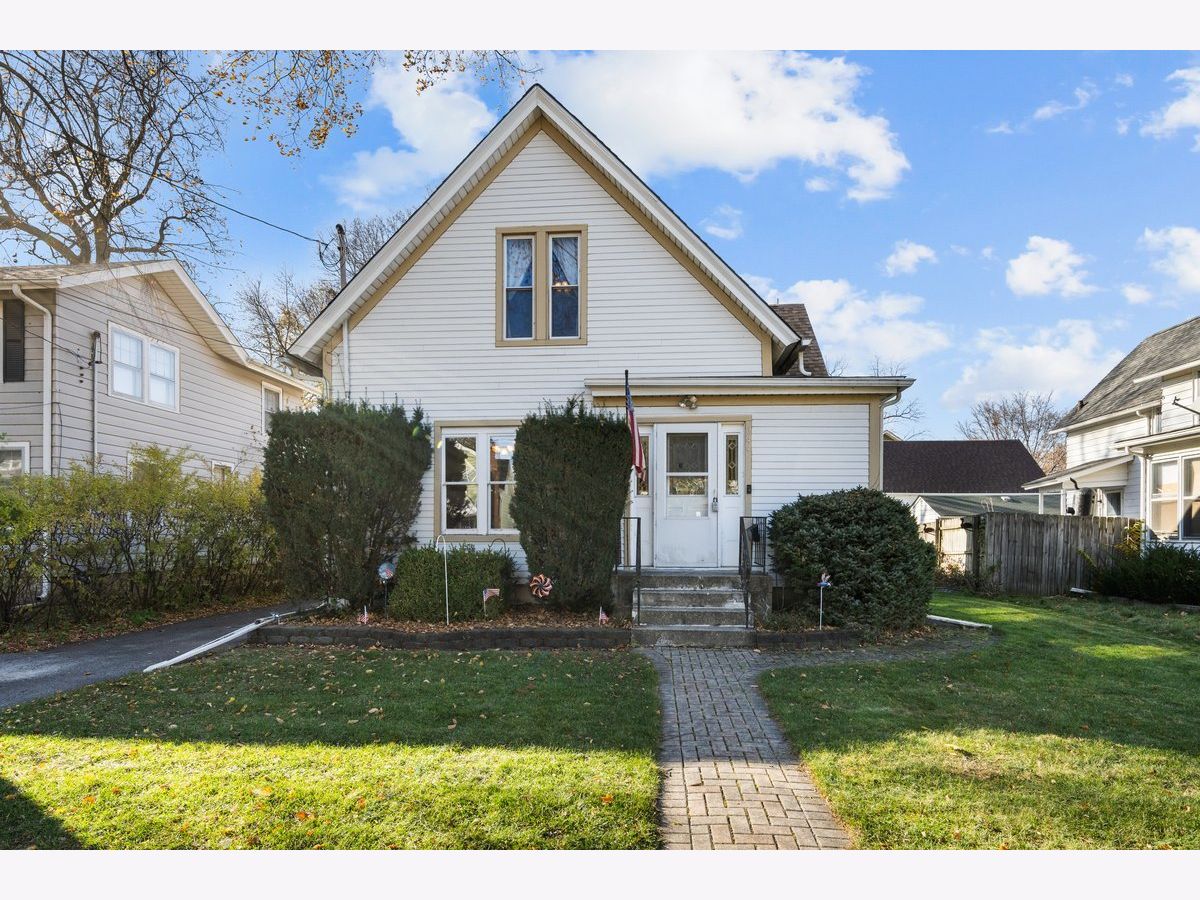  Sold Aurora Illinois, 644 Oak