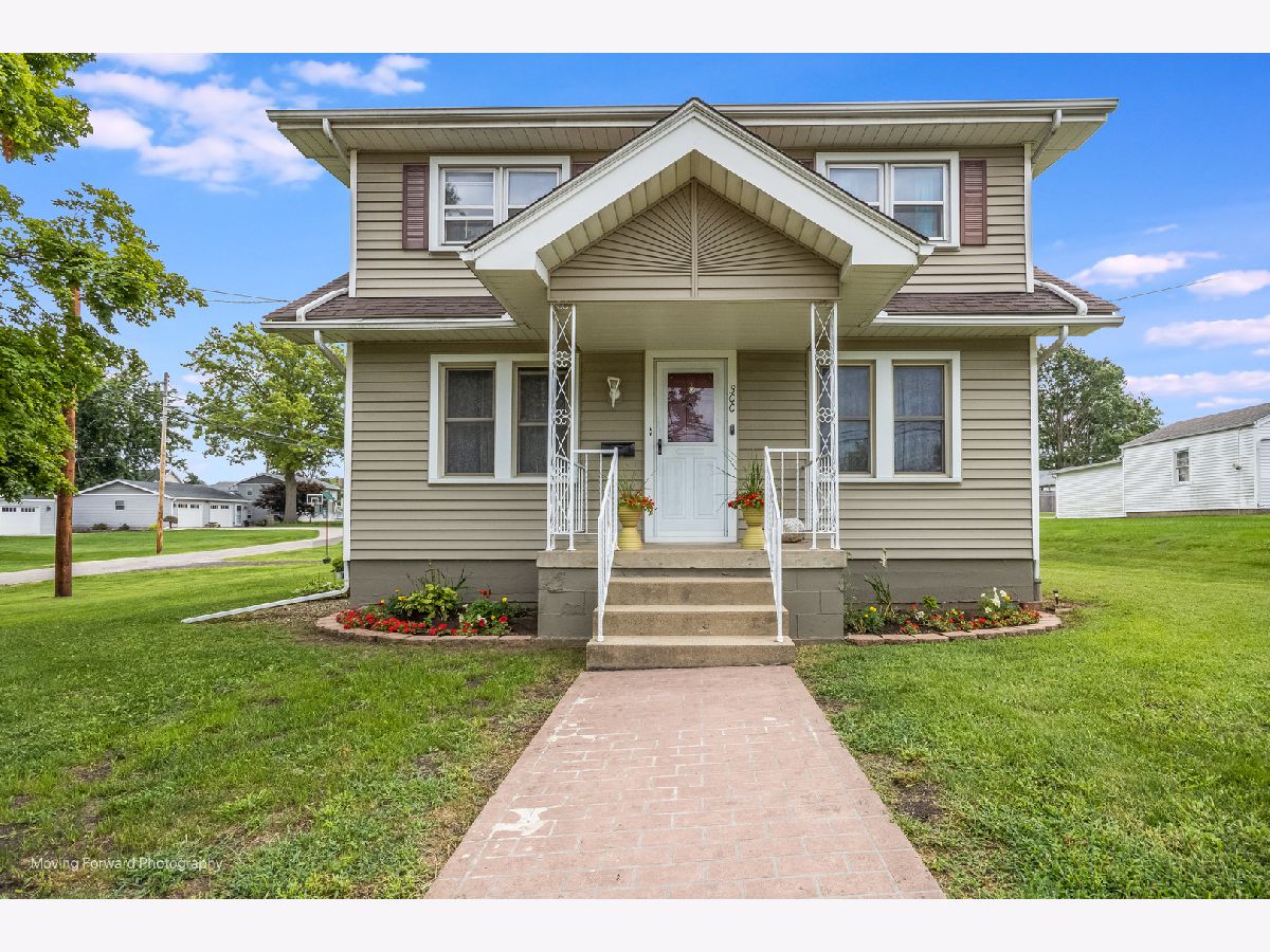  Sold Kewanee Illinois, 300 Beach