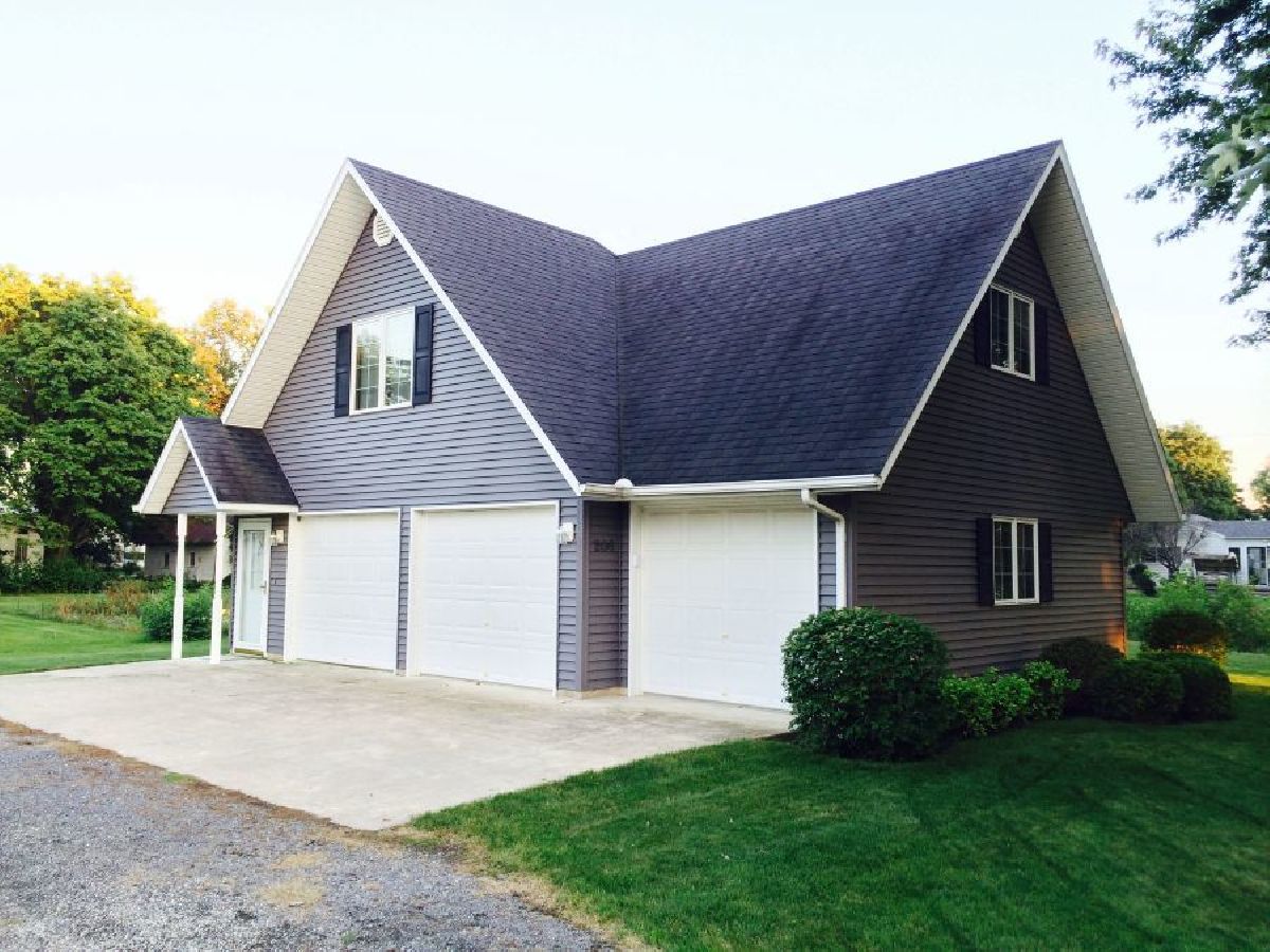  Sold Crescent City Illinois, 206 Cherry