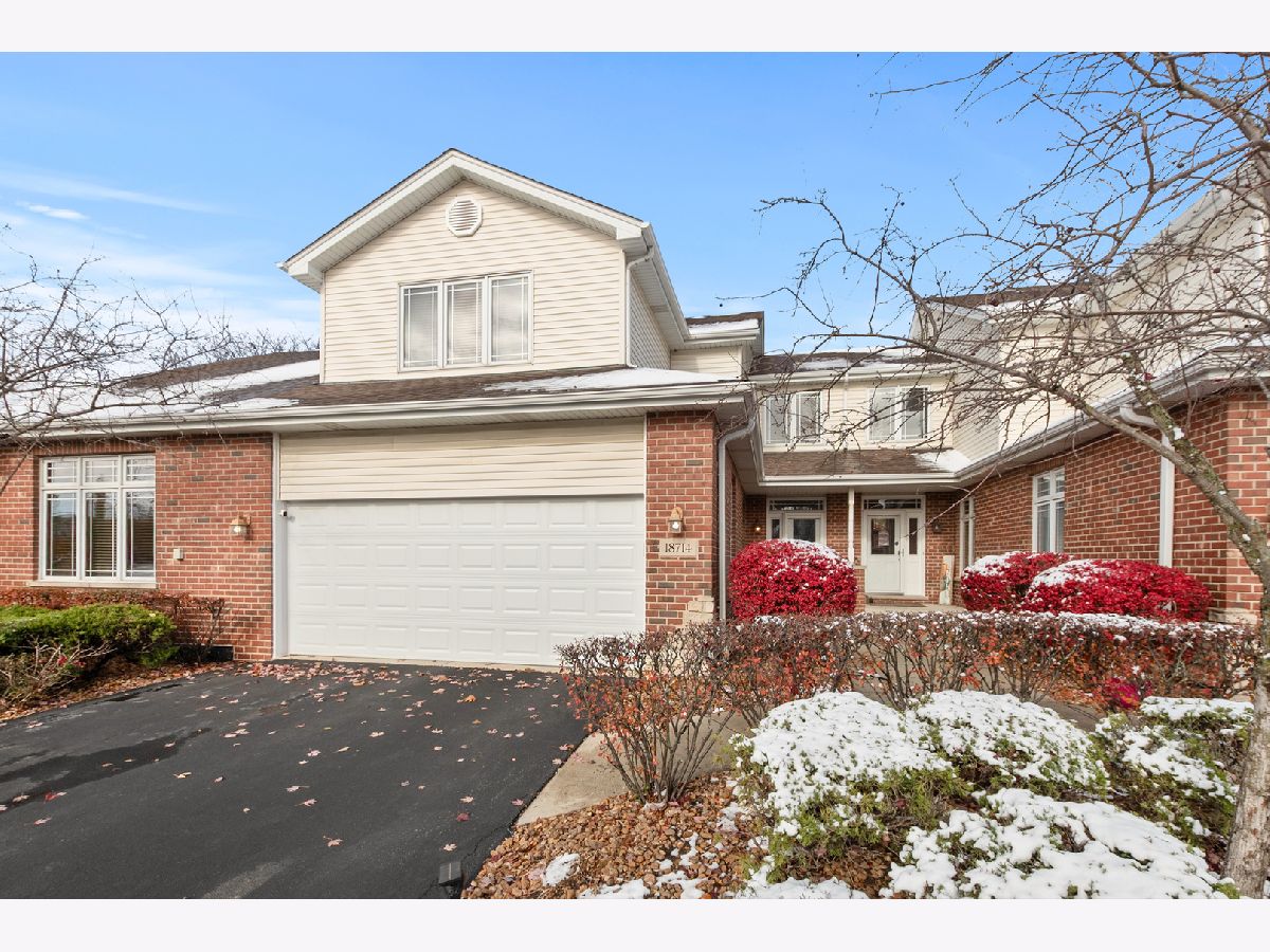  For Sale Mokena Illinois, 18714 Wren Circle