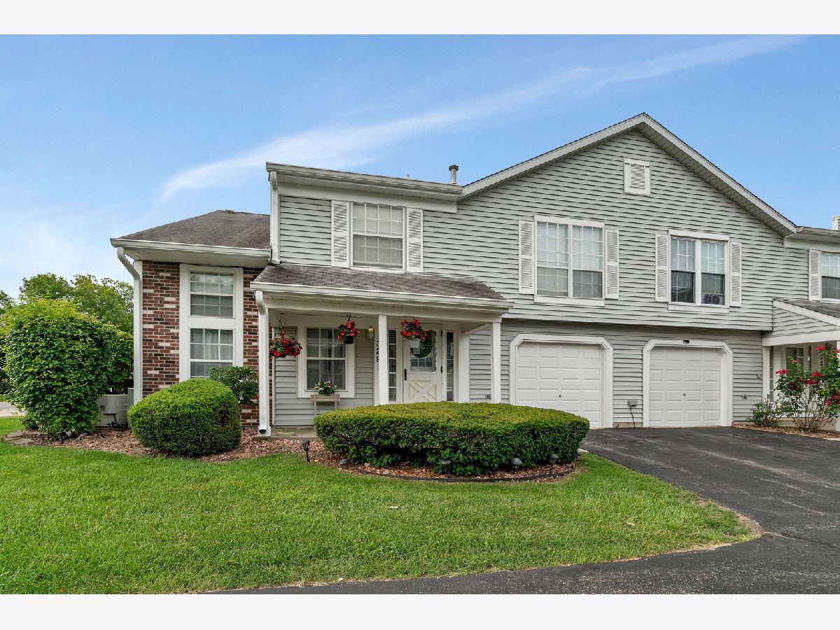  For Sale Bolingbrook Illinois, 329 Redwing Drive