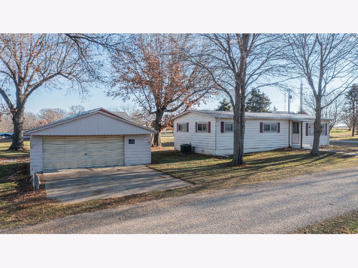  For Sale Seatonville Illinois, 411 Davis Street