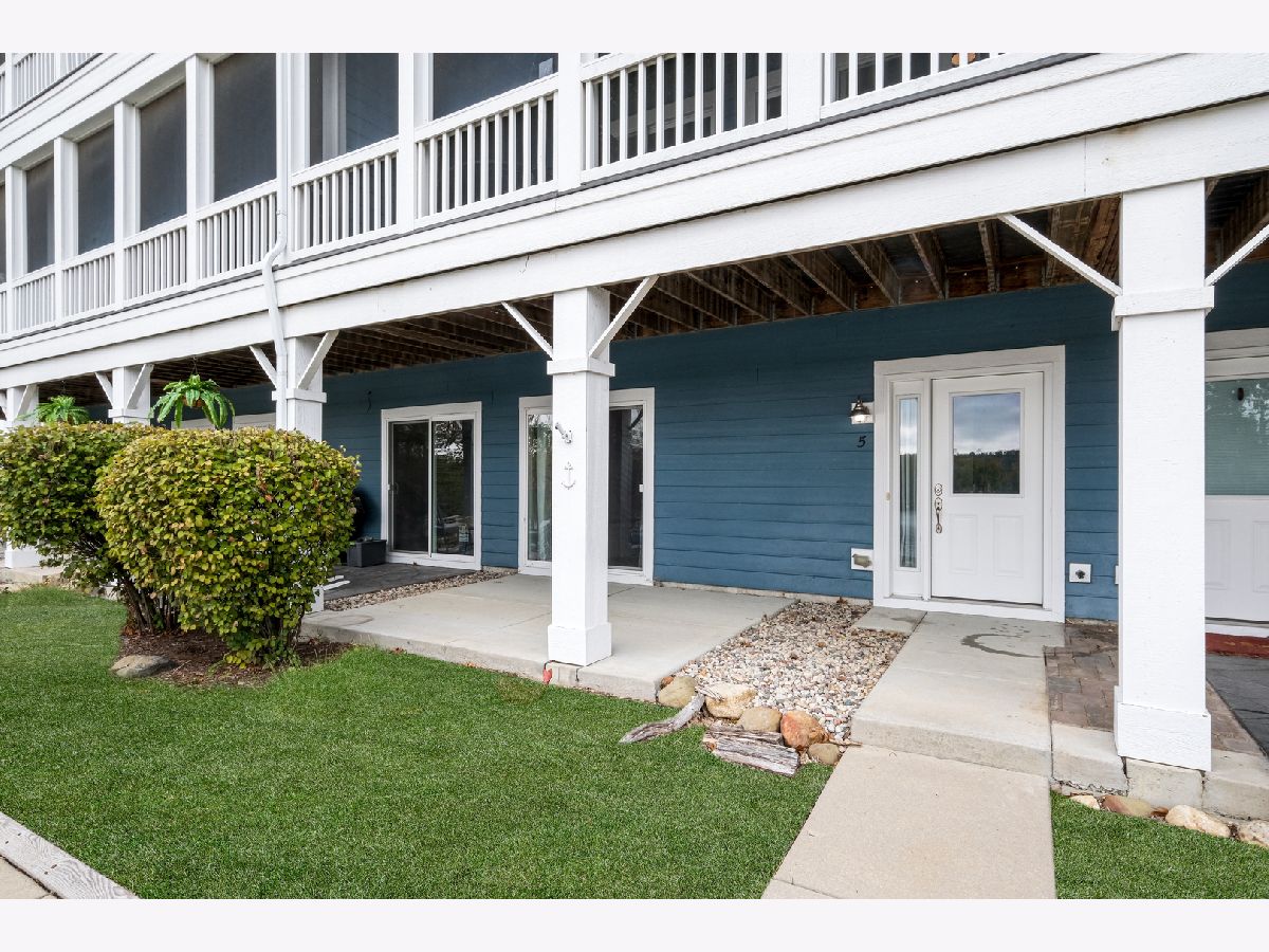 Homes & Condos & Townhomes For Sale Heritage Harbor Ottawa Illinois, 5 River Row