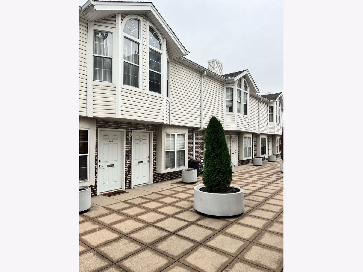  For Sale Skokie Illinois, 5041 Warren Street