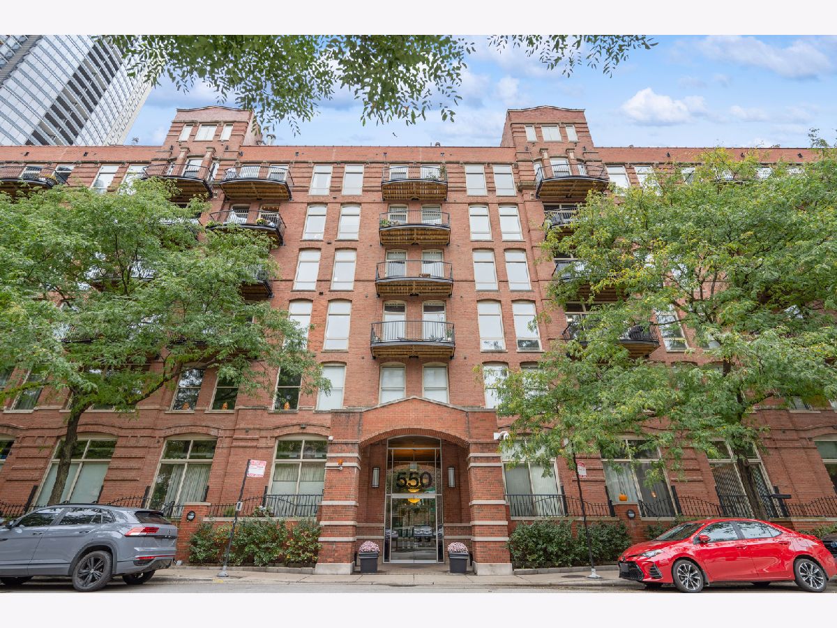  Sold Chicago Illinois, 550 Kingsbury